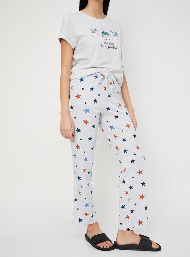 Women Star Printed Pyjamas