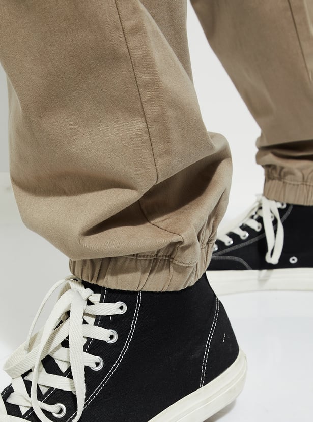 URB_N Men Relaxed Fit Solid Joggers