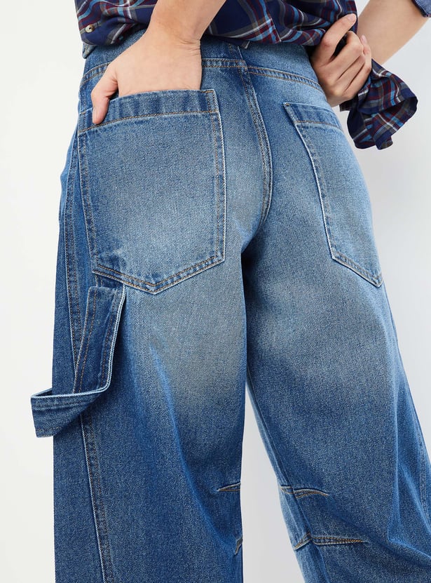 Women Washed Skater Fit Jeans