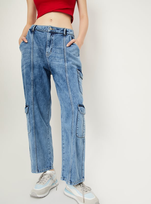 Women Relaxed Fit Light Washed Cargo Jeans