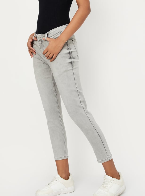 Women Washed Skinny Fit Jeans