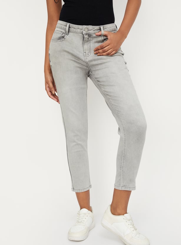 Women Washed Skinny Fit Jeans