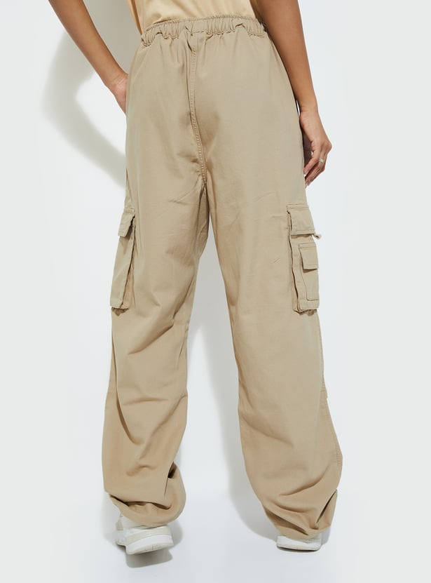 URB_N Women Solid Cargo Trousers