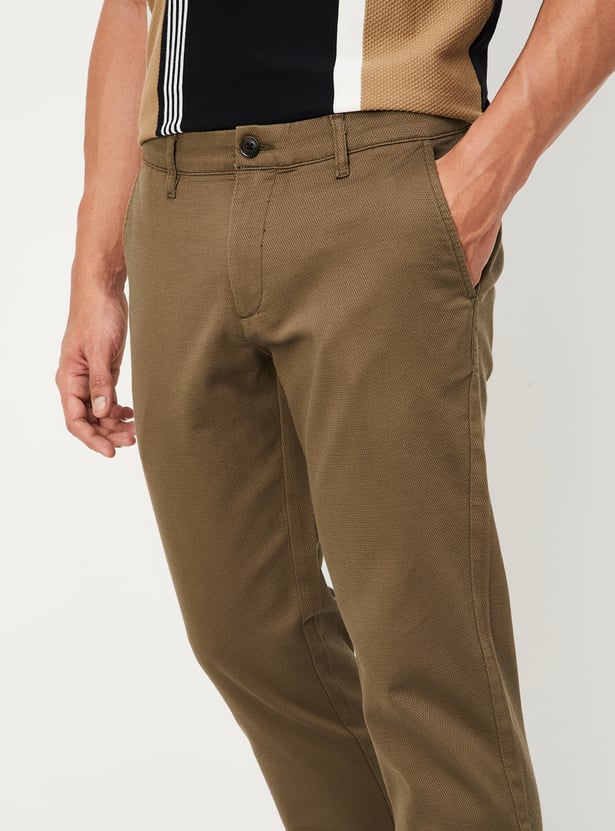 Men Solid Flexi Waist Slim Fit Chinos
