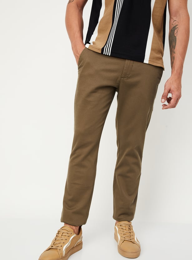 Men Solid Flexi Waist Slim Fit Chinos