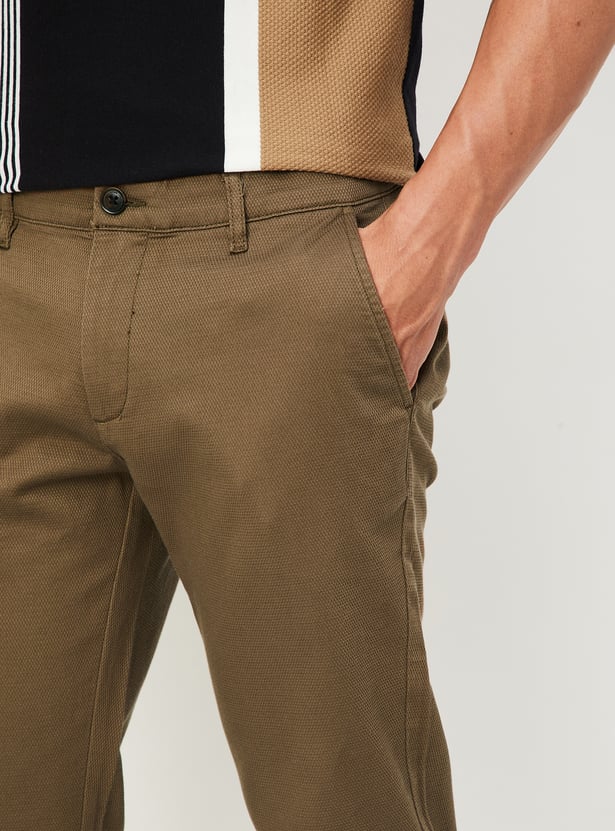 Men Solid Flexi Waist Slim Fit Chinos