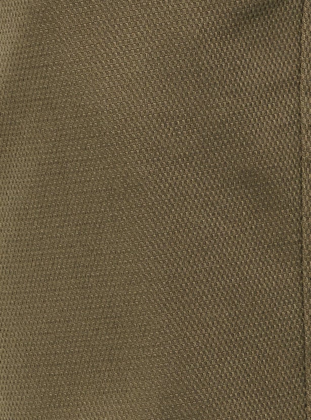 Men Solid Flexi Waist Slim Fit Chinos