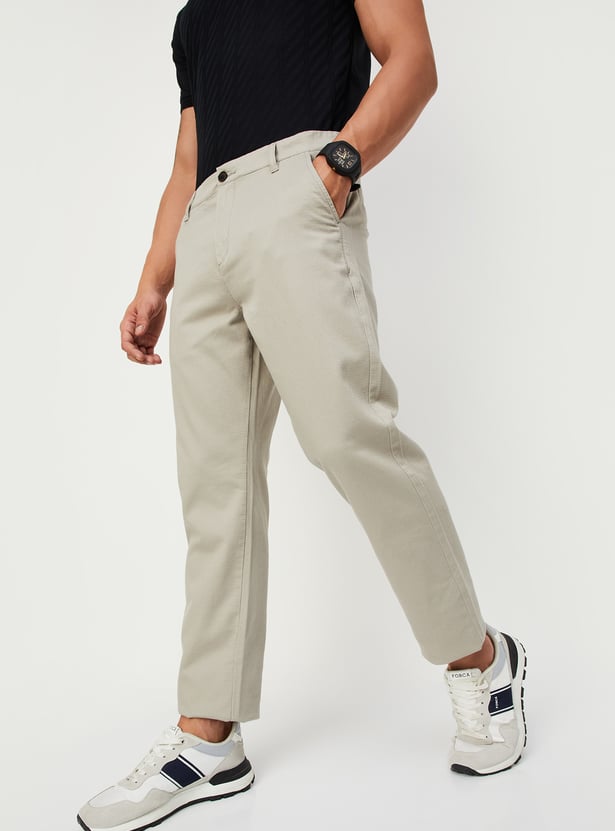 Men Solid Flexi Waist Slim Fit Chinos