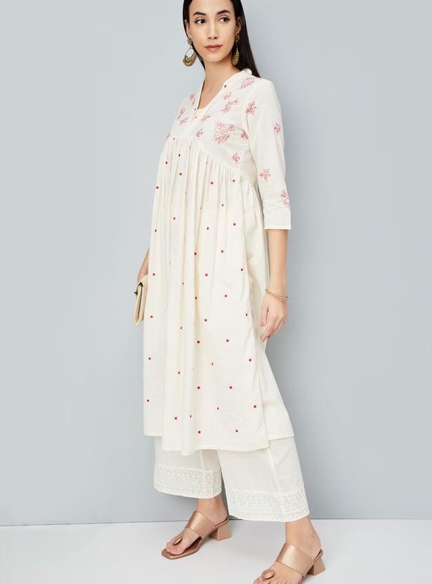 Women Embroidered Empire Yoke Kurta