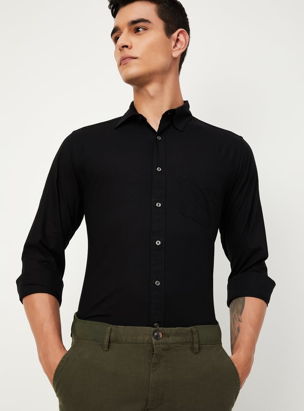 Men's Black Solid Slim Fit Casual Shirt