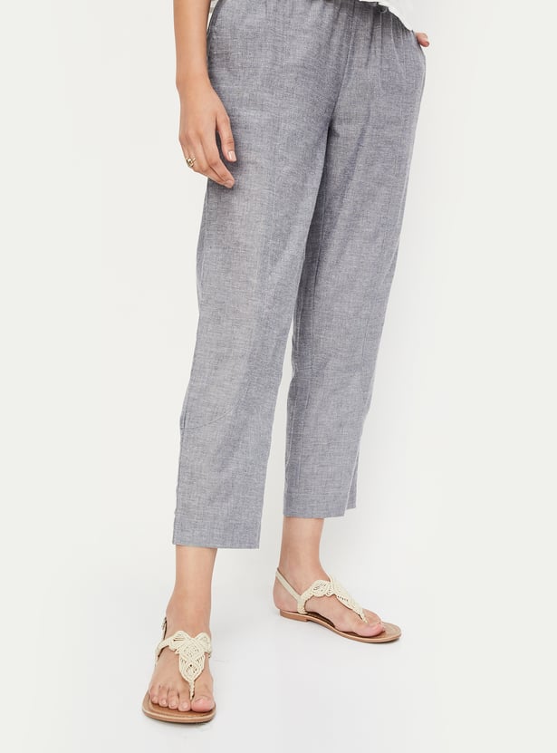 Women Solid Straight Pants