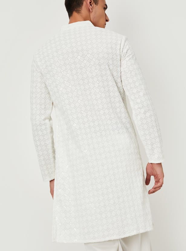 Men Embroidered Straight Kurta