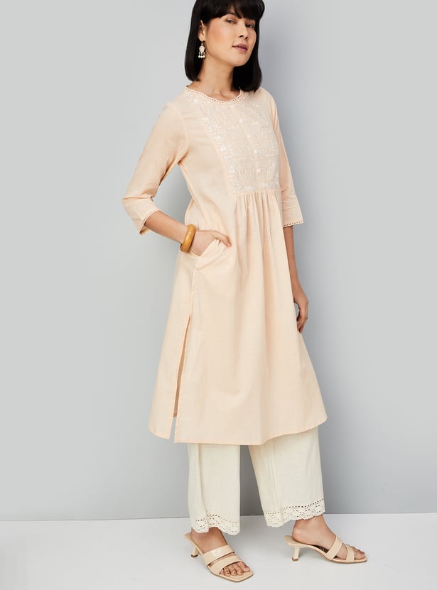 Women Embroidered Yoke Straight Kurta