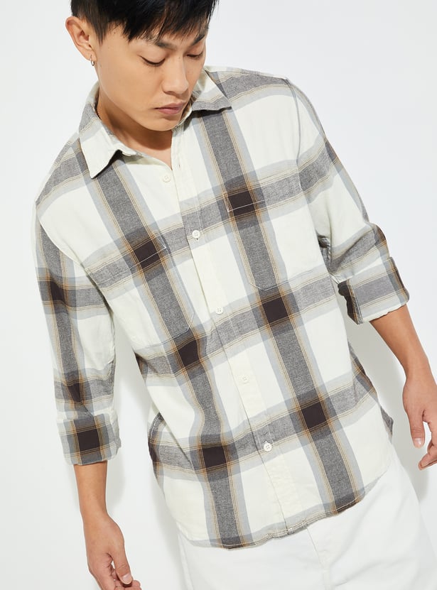 Men Checked Regular Fit Shirt