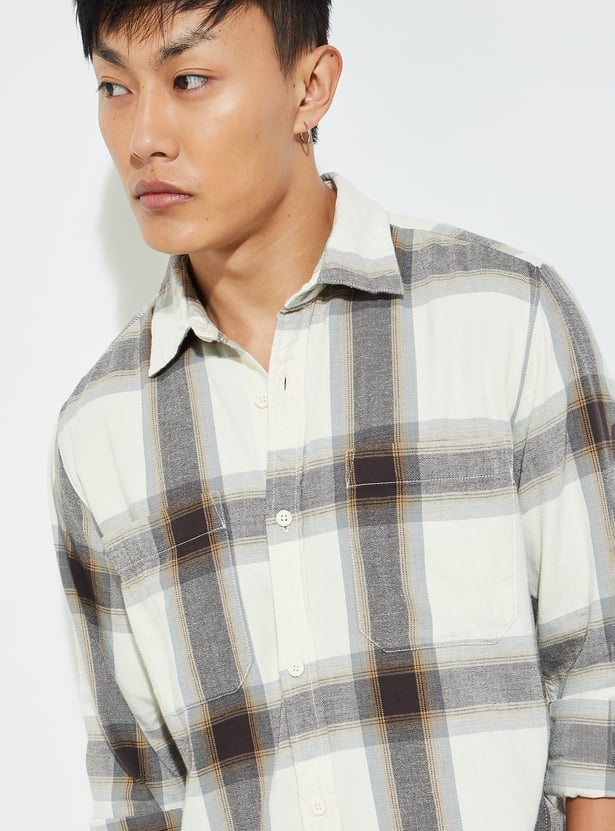 Men Checked Regular Fit Shirt