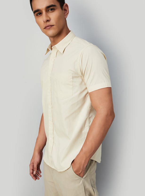 Men Slim Fit Solid Casual Shirt