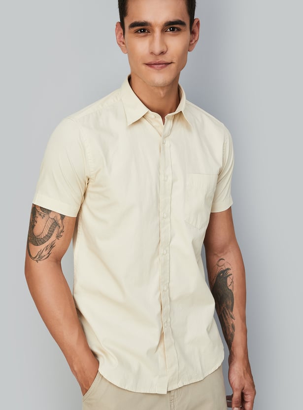 Men Slim Fit Solid Casual Shirt