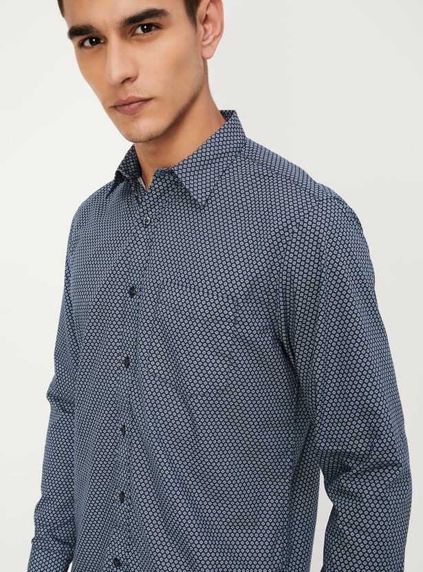 Men Slim Fit Printed Casual Shirt