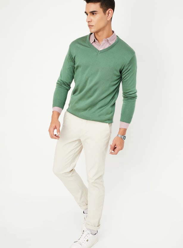 Men Solid V-Neck Sweater