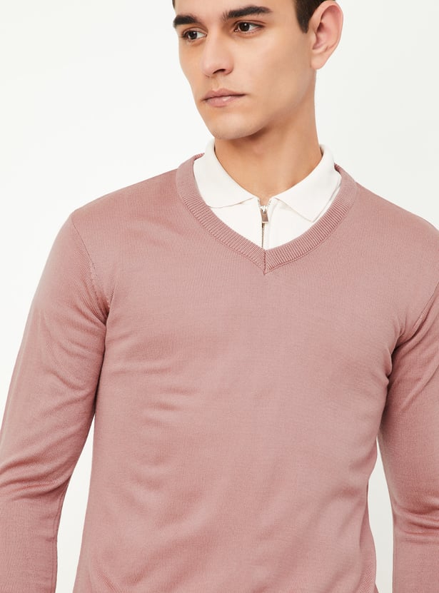 Men Solid V-Neck Sweater