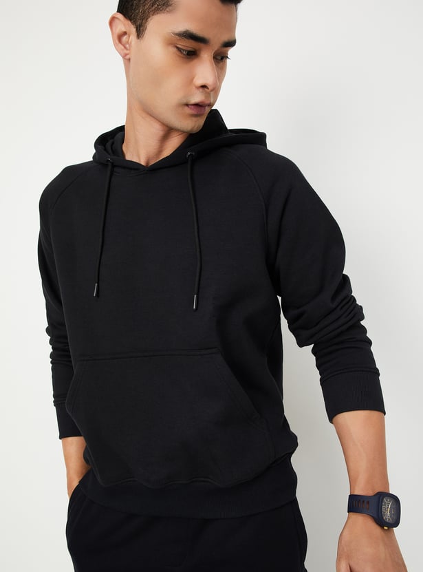 Men Solid Hooded Sweatshirt