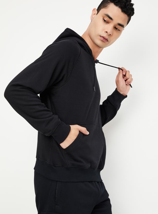 Men Solid Hooded Sweatshirt