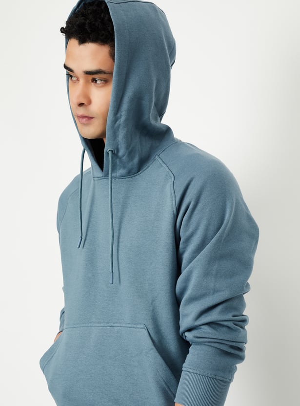 Men Solid Hooded Sweatshirt