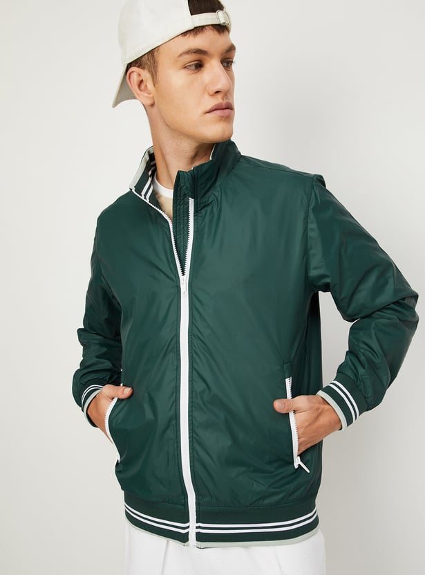 Men Striped Trim Lightweight Active Jacket