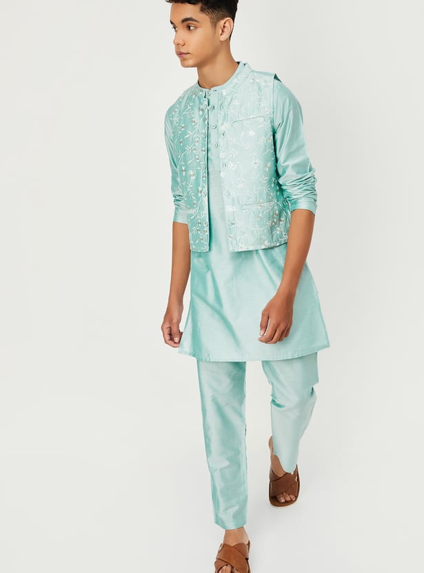 Boys Kurta Set with Embroidered Nehru Jacket