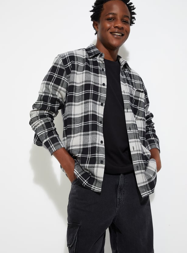 URB_N Men Tartan Checked Regular Fit Shirt