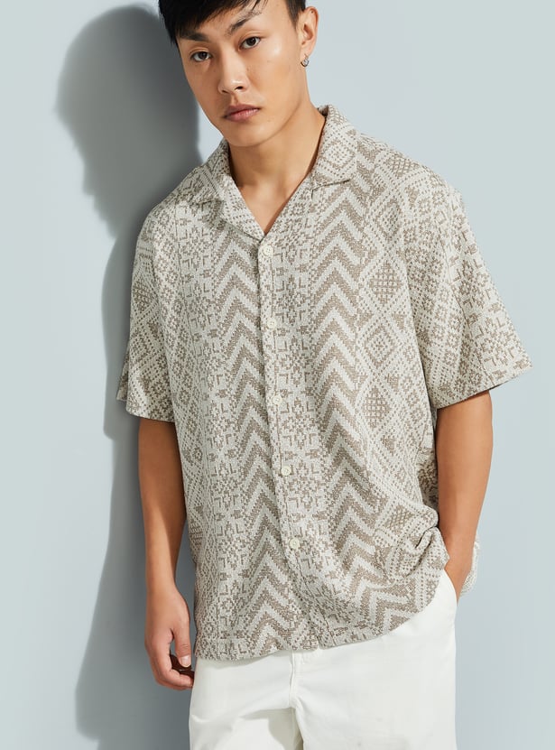 URB_N Men Relaxed Fit Jacquard Resort Shirt