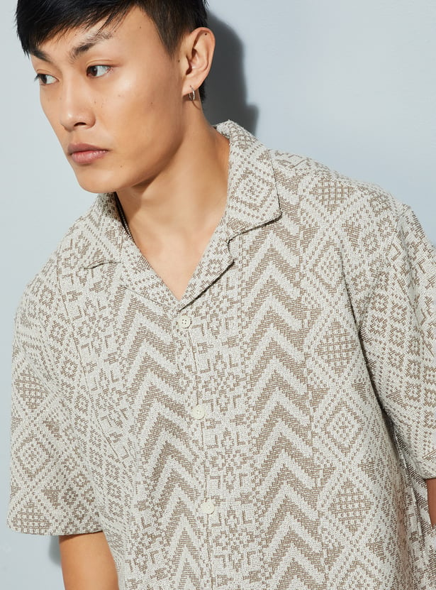 URB_N Men Relaxed Fit Jacquard Resort Shirt