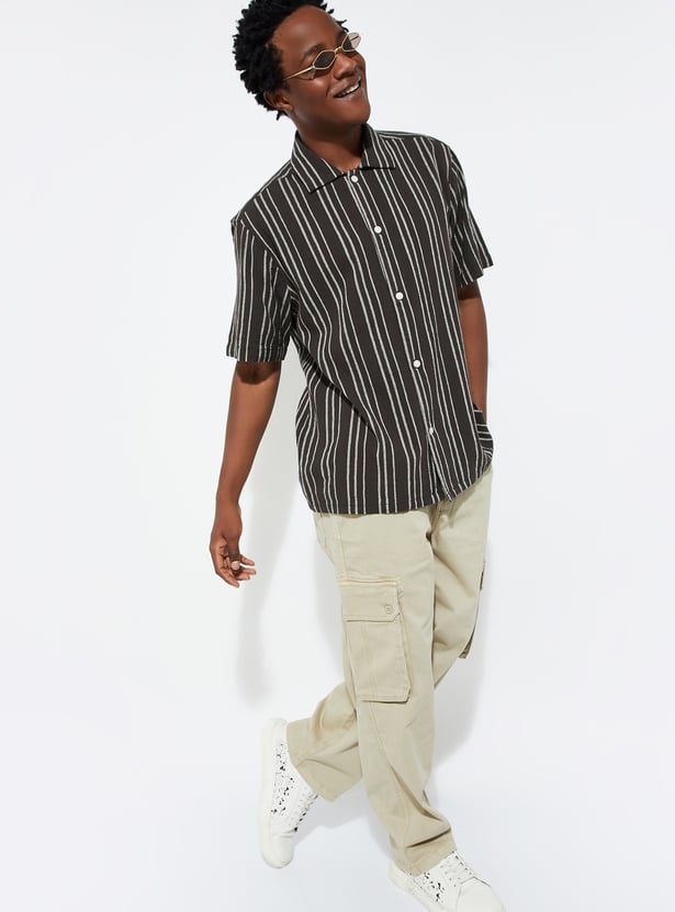 URB_N Men Relaxed Fit Striped Casual Shirt