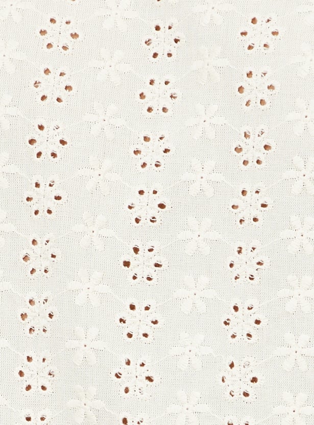 Men Schiffili Embroidered Kurta