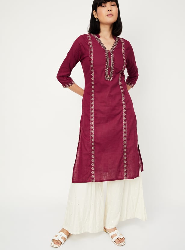 Women Embroidered Straight Kurta