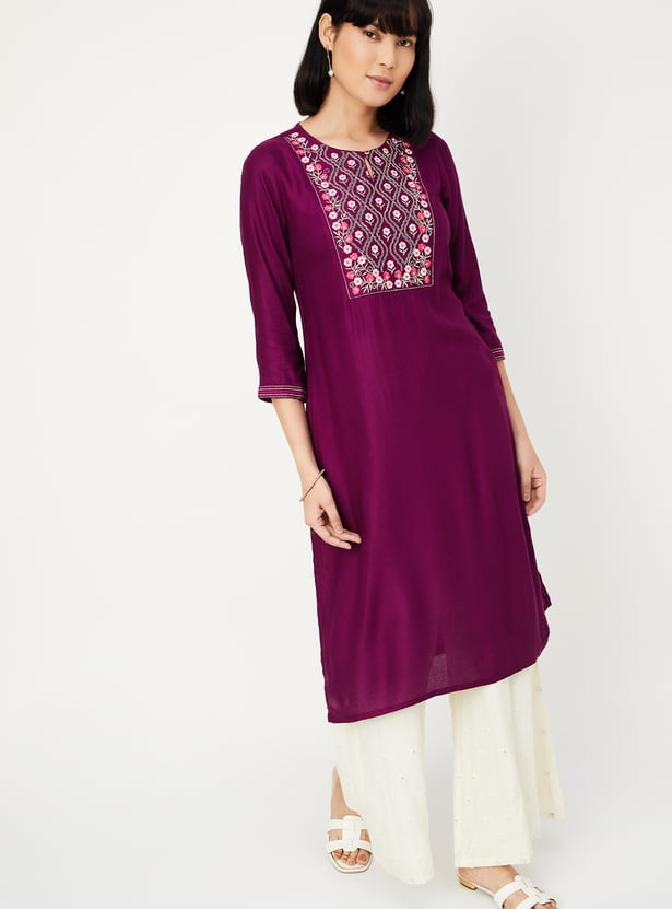 Women Embroidered Yoke Straight Kurta