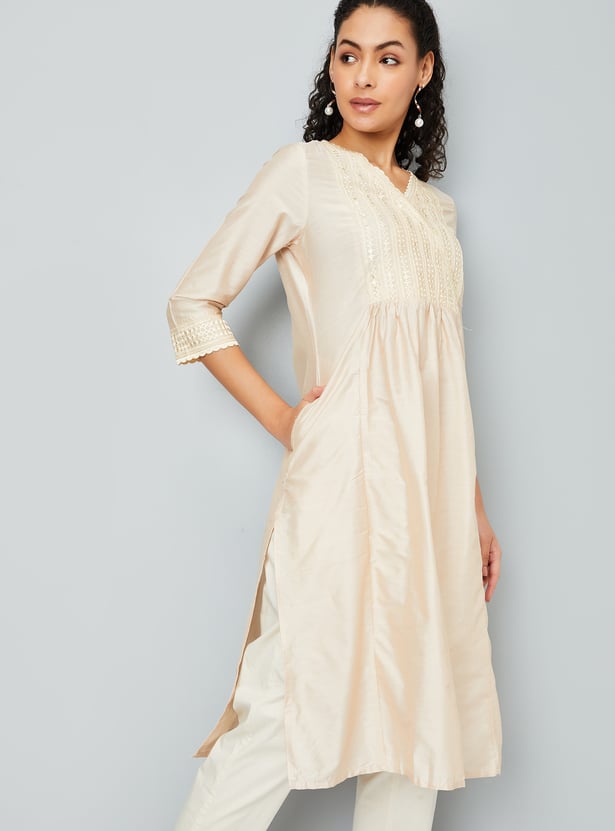 Women Embroidered Yoke Straight Kurta