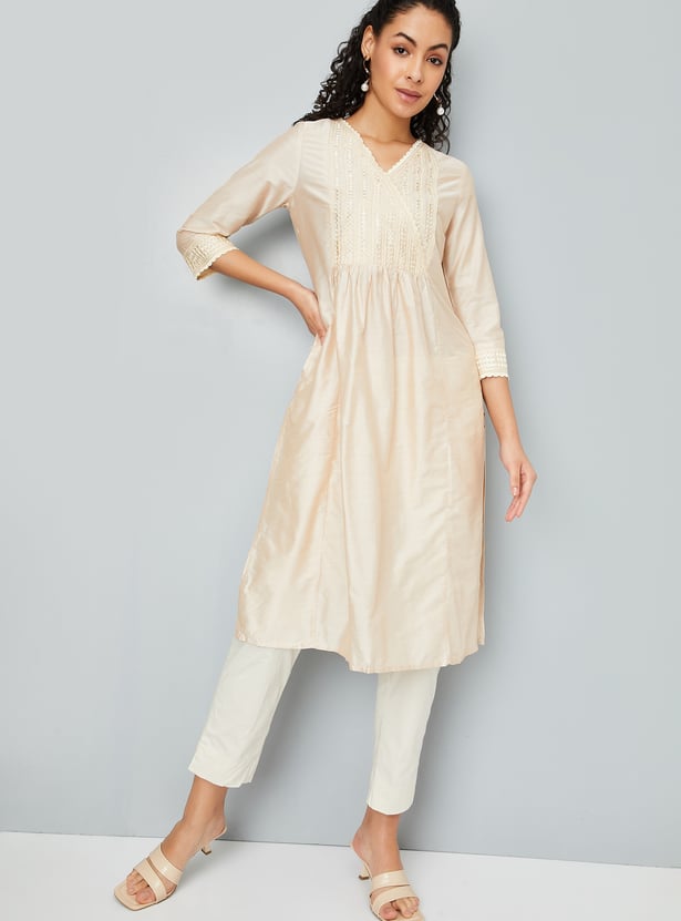 Women Embroidered Yoke Straight Kurta