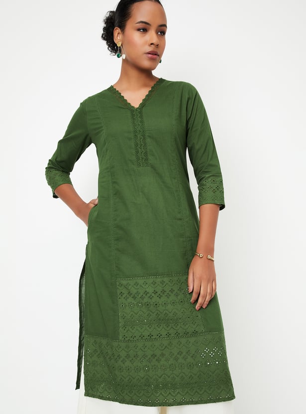 Women Schiffli Straight Kurta