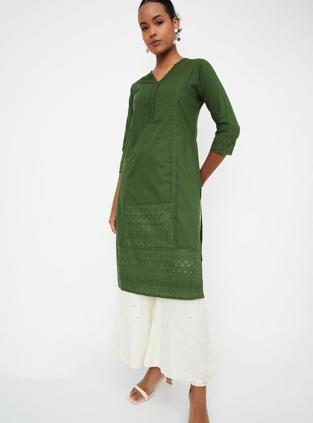 Women Schiffli Straight Kurta