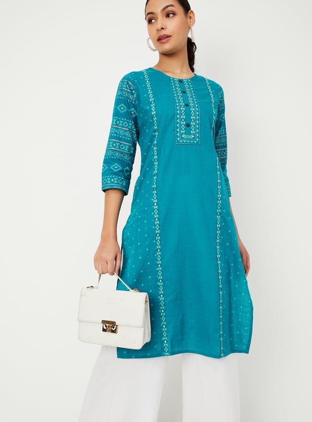 Women Embroidered Straight Kurta