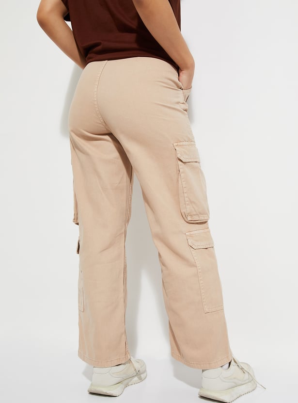 URB_N Women Relaxed Fit Solid Cargo Trousers