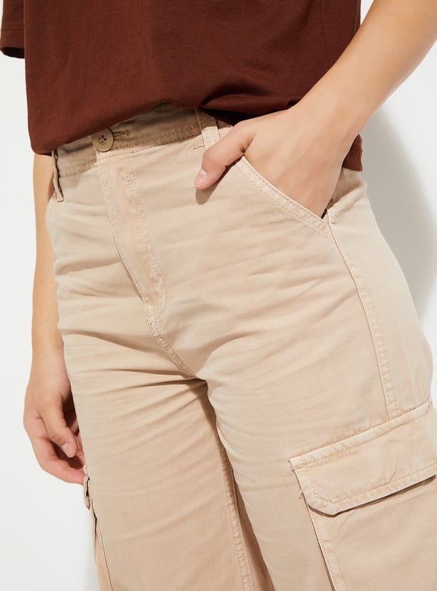 URB_N Women Relaxed Fit Solid Cargo Trousers