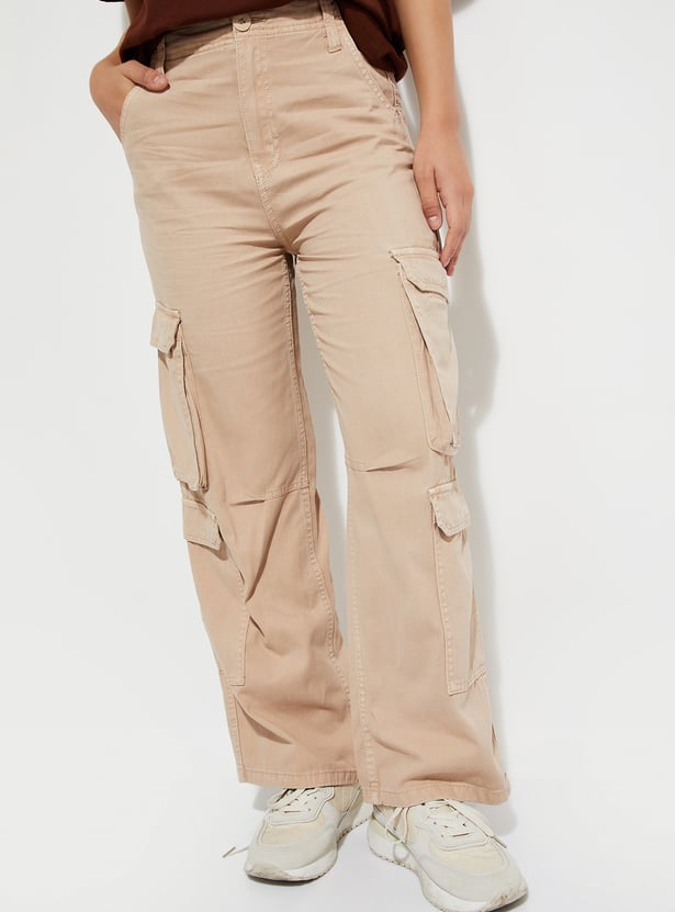 URB_N Women Relaxed Fit Solid Cargo Trousers