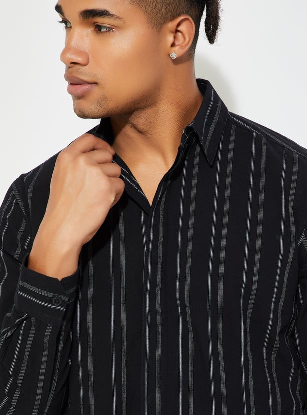 URB_N Men Regular Fit Striped Casual Shirt