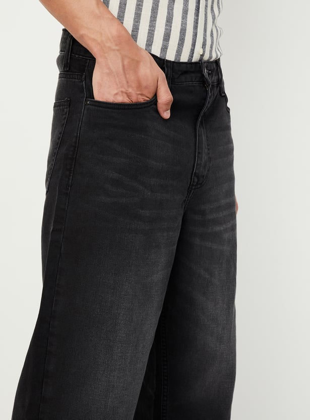 Men Loose Fit Washed Jeans