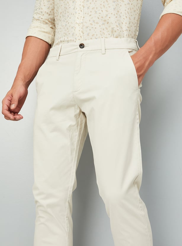 Men Slim Fit Solid Flexi Waist Chinos