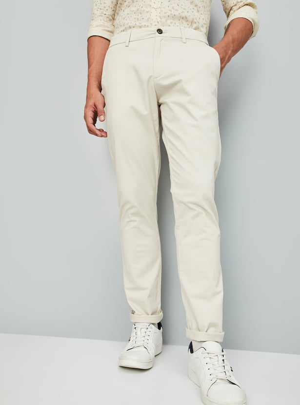 Men Slim Fit Solid Flexi Waist Chinos