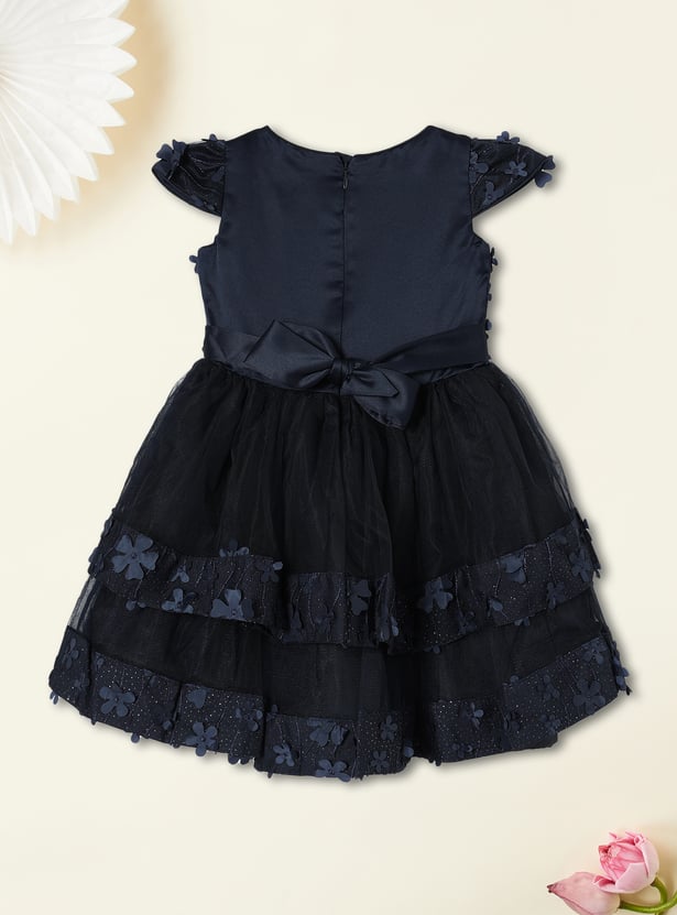 Buy Girls Floral Applique Fit & Flare Dress Online at just Rs. 999.0 -  1000014195762 | Max Fashion