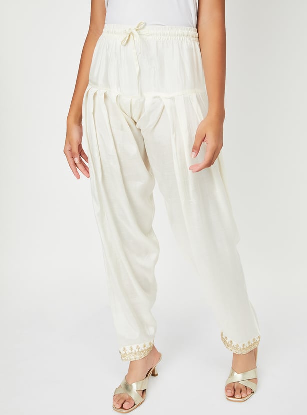 Girls Embroidered Kurti Set